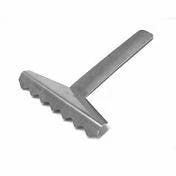 Null KBS Gerillter Schaber Zur Reinigung Von Bratplatten